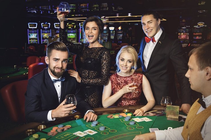Meja blackjack langsung dengan dealer profesional di studio bawangtogel